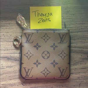 reverse pouch from trio pouch